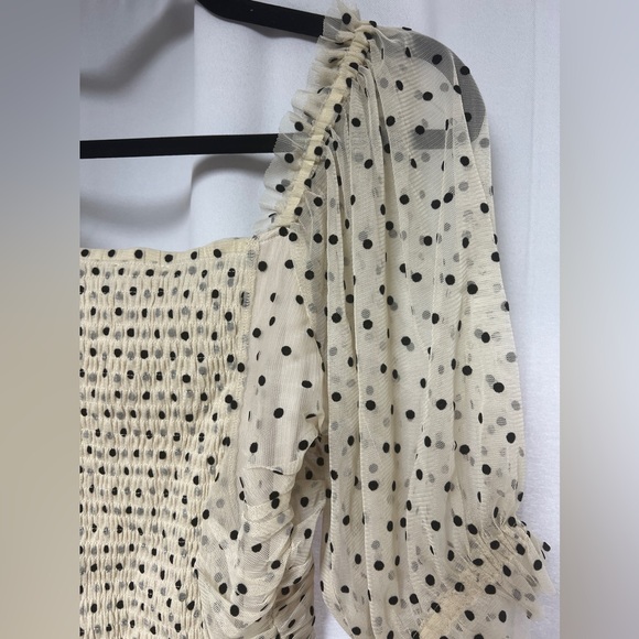 Maeve Short-Sleeve Mesh Ruched Top - Picture 10 of 12